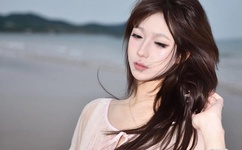 法国裸体性伦电影巜青涩禁果